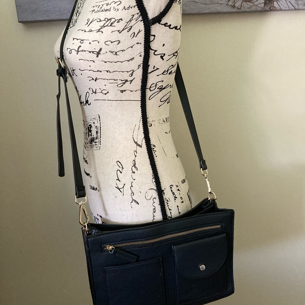 Steve Madden black crossbody purse - Picture 5 of 8